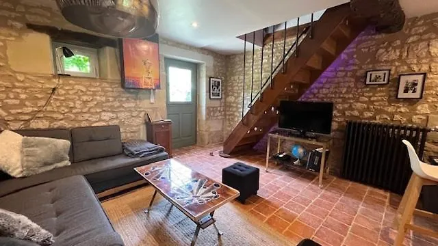 Hébergement de vacances L'annexe, Maison Avec Jardin Proche Futuroscope