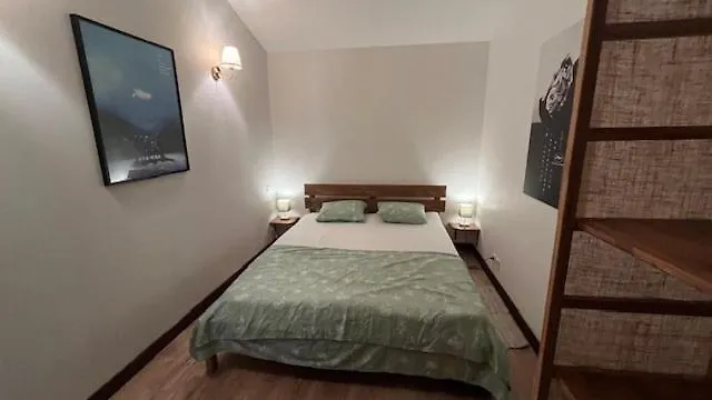 Hébergement de vacances L'annexe, Maison Avec Jardin Proche Futuroscope *